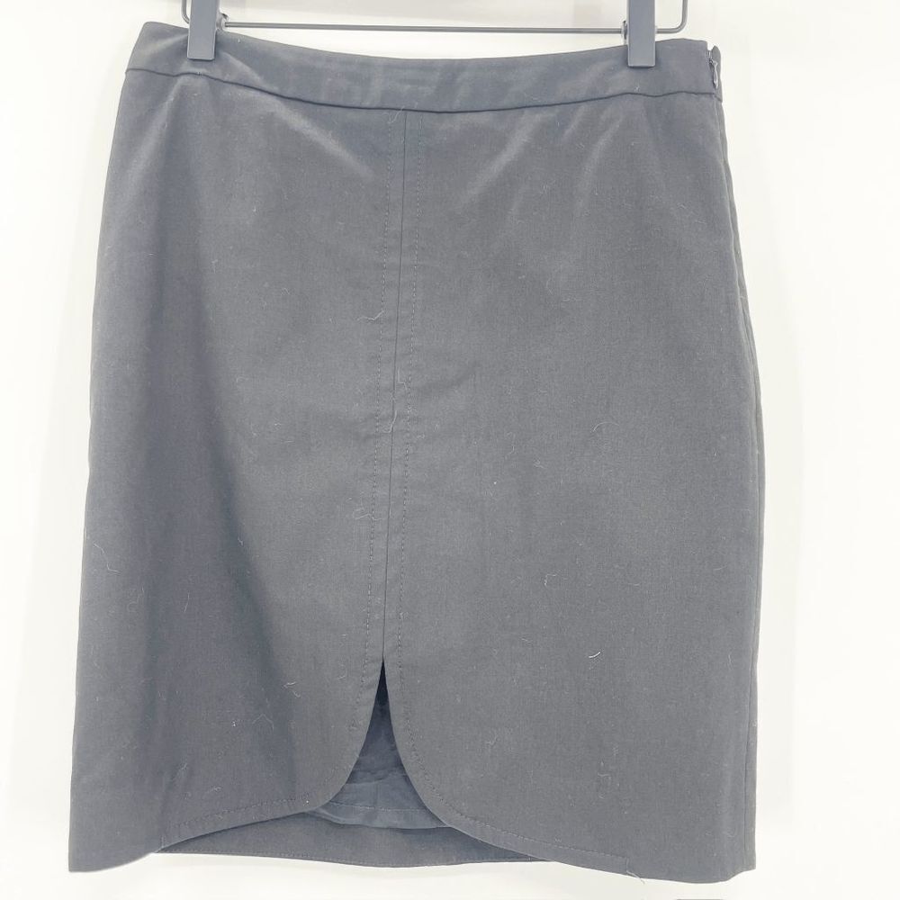 Trina‎ Turk Black Pencil Mini Skirt Women's Size 2 Front Slit Back Zip
